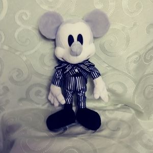 Authentic DisneyParks Exclusive Plush Mickey Mouse is NBC Jack Skellington NWT